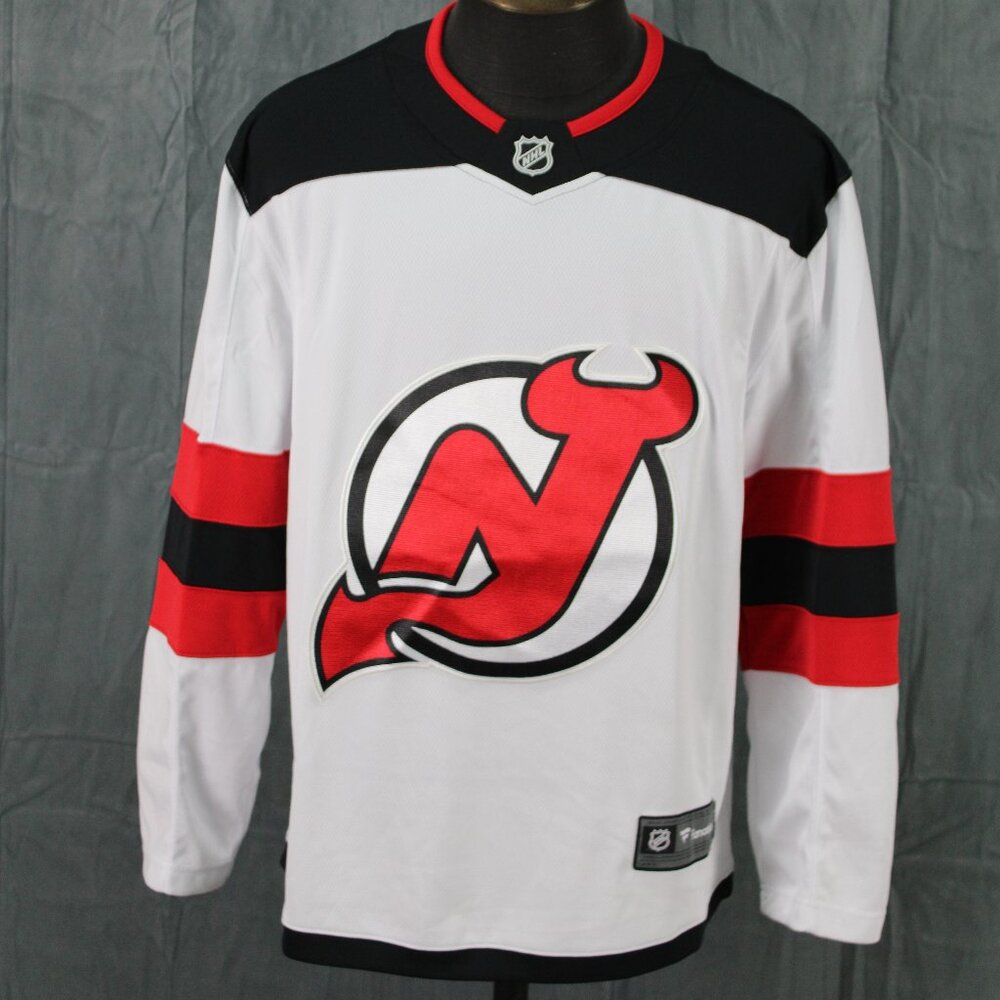 New Jersey Devils Jersey - Away White Jersey by Fanatics - Men's Small